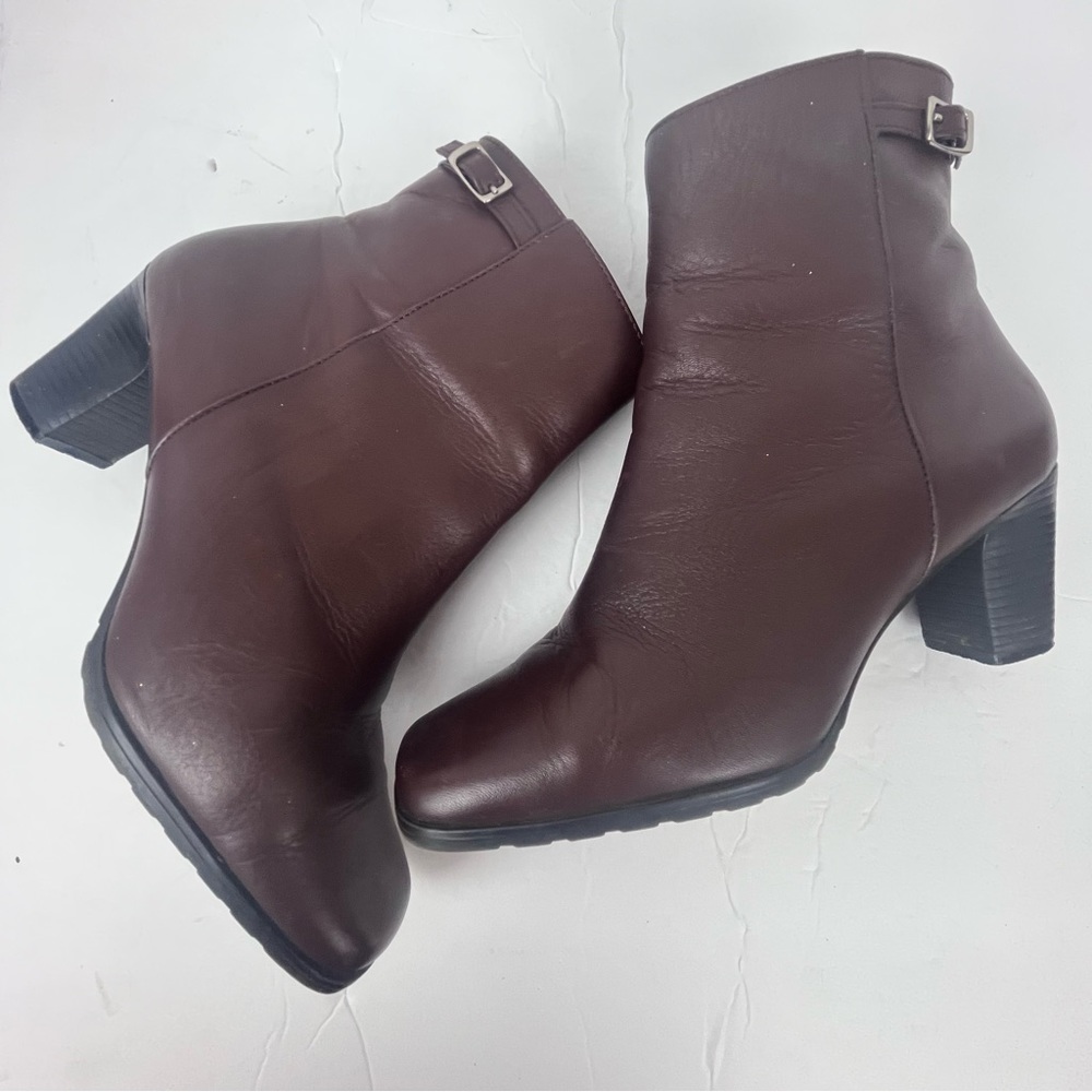 Elditas brown leather ankle boots with square toe/side buckle-Woman’s 7.5